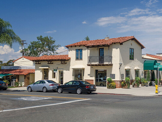 Rancho_Santa_Fe_street_view_2013_Wiki