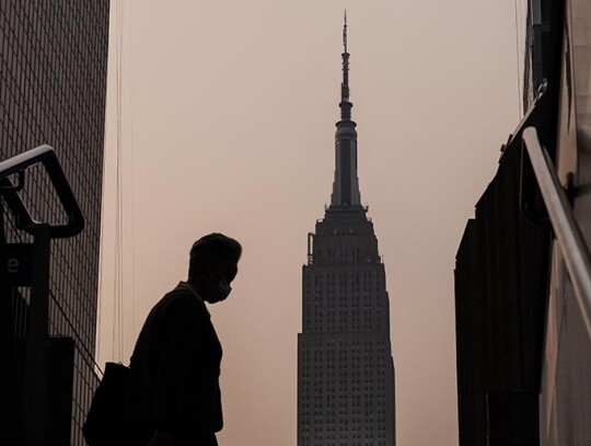 Smoke from Canadian wildfires engulfs New York, USA - 07 Jun 2023