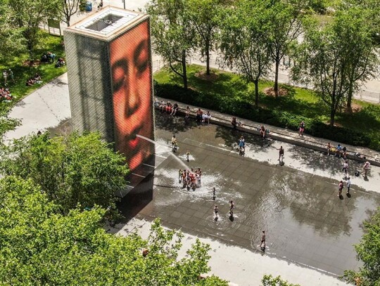 People seek relief from extensive heat wave in Chicago, USA - 15 Jun 2022