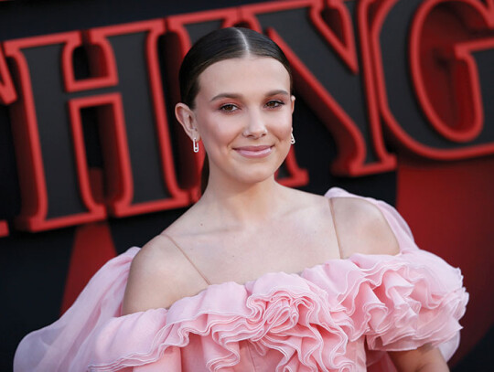 Millie_Bobby_Brown_fot_Etienne-Laurent_EPA_Shutterstock