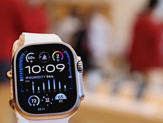 Apple stopping sales of Apple Watch version 9 and Ultra 2, Austin, USA - 18 Dec 2023