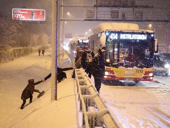 Snowstorm hits Warsaw, Poland - 15 Jan 2024