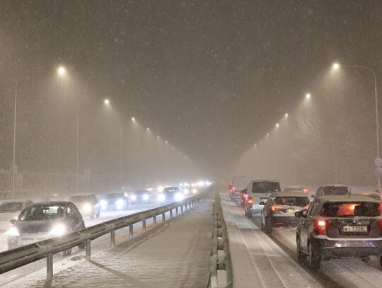 Snowstorm hits Warsaw, Poland - 15 Jan 2024