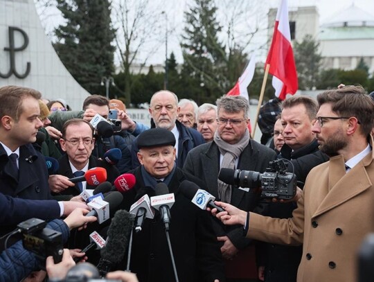 Poland Parliament security bars former MPs from entering the parliament, Warsaw - 07 Feb 2024