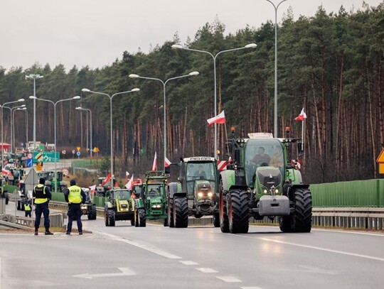 Polish farmers protest between towns of Zakrzewo and Dabrowa, Zakrzewo Dabrowa, Poland - 20 Feb 2024