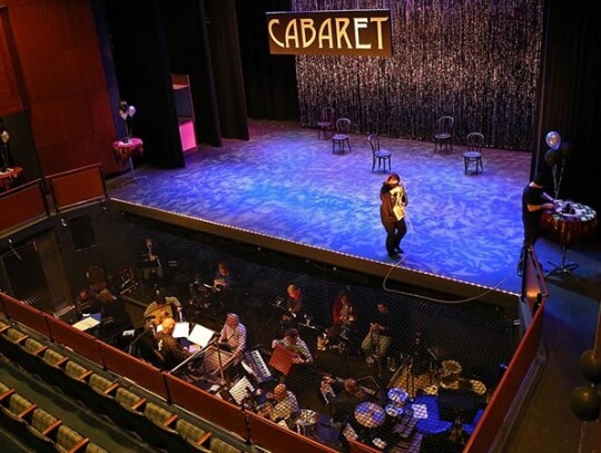 cabaret-639110_1280