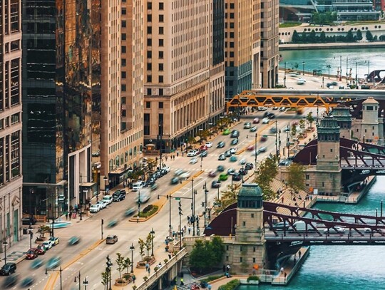 Chicago River with boats and traffic