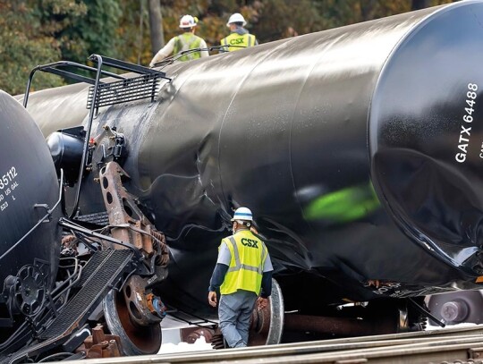 CSX and Norfolk Southern train derailment and fuel leak response, Atlanta, USA - 17 Nov 2023