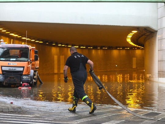 Firefighters clear flooded tunnel in Warsaw, Poland - 20 Aug 2024